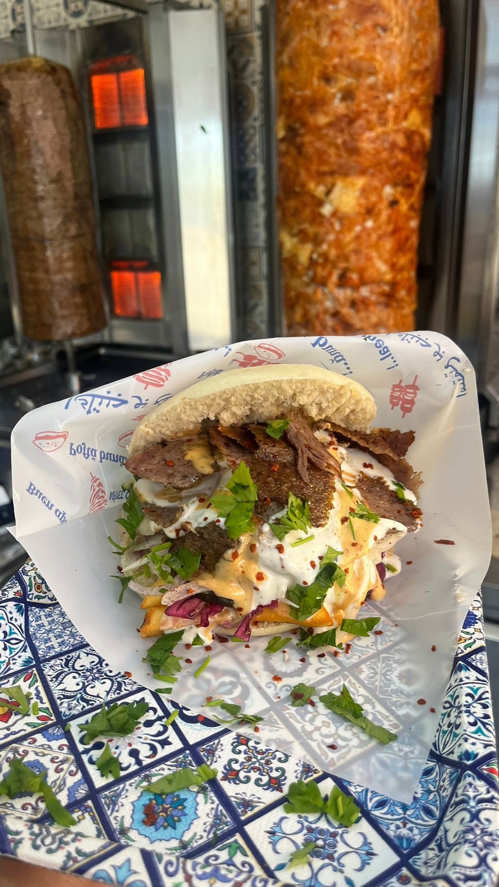 Kebab Urfa proaspăt pregătit